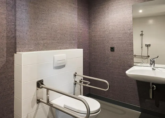 Four Points Flex By Sheraton Centre