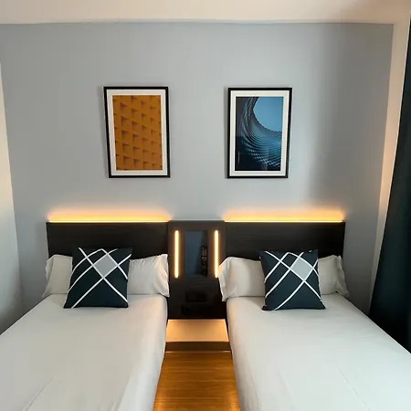 招待所 Four Points Flex By Sheraton Centre 马拉加