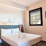 Гостевой дом Four Points Flex By Sheraton Centre *