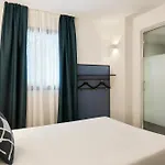 Four Points Flex By Sheraton Centre *