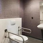 Four Points Flex By Sheraton Centre