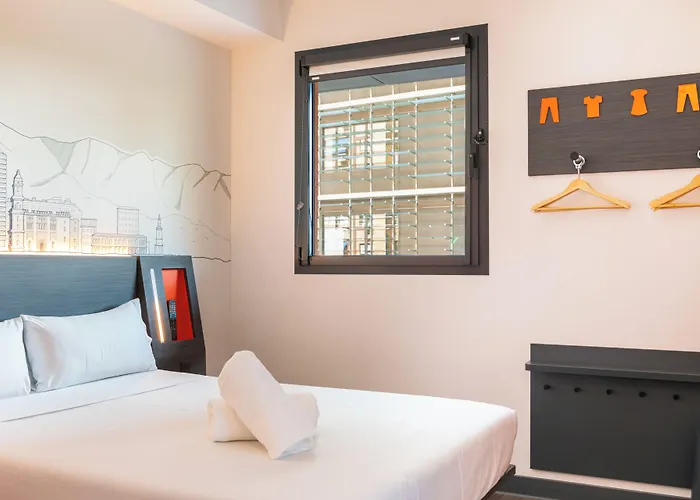 Four Points Flex By Sheraton Centre مالقة